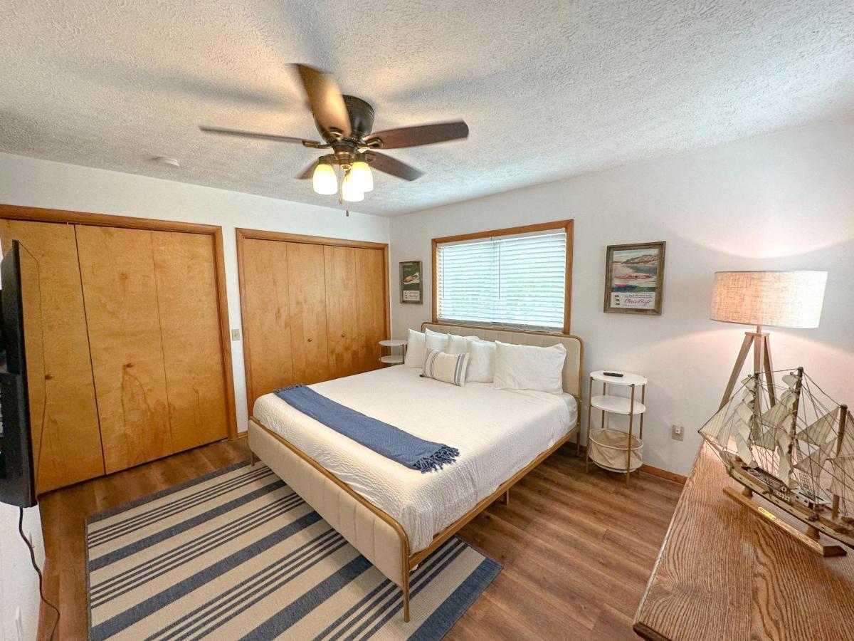 Fun Family Home Near Cedar Point Sandusky Exterior foto